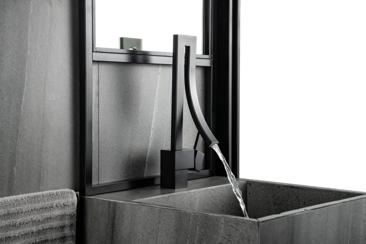 Aqua Elegance Single Lever Wide Spread Faucet Black