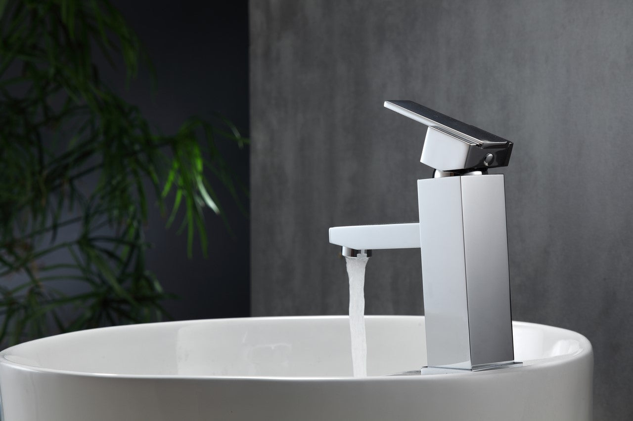 Aqua Piazza Single Lever Bathroom Vanity Faucet Chrome