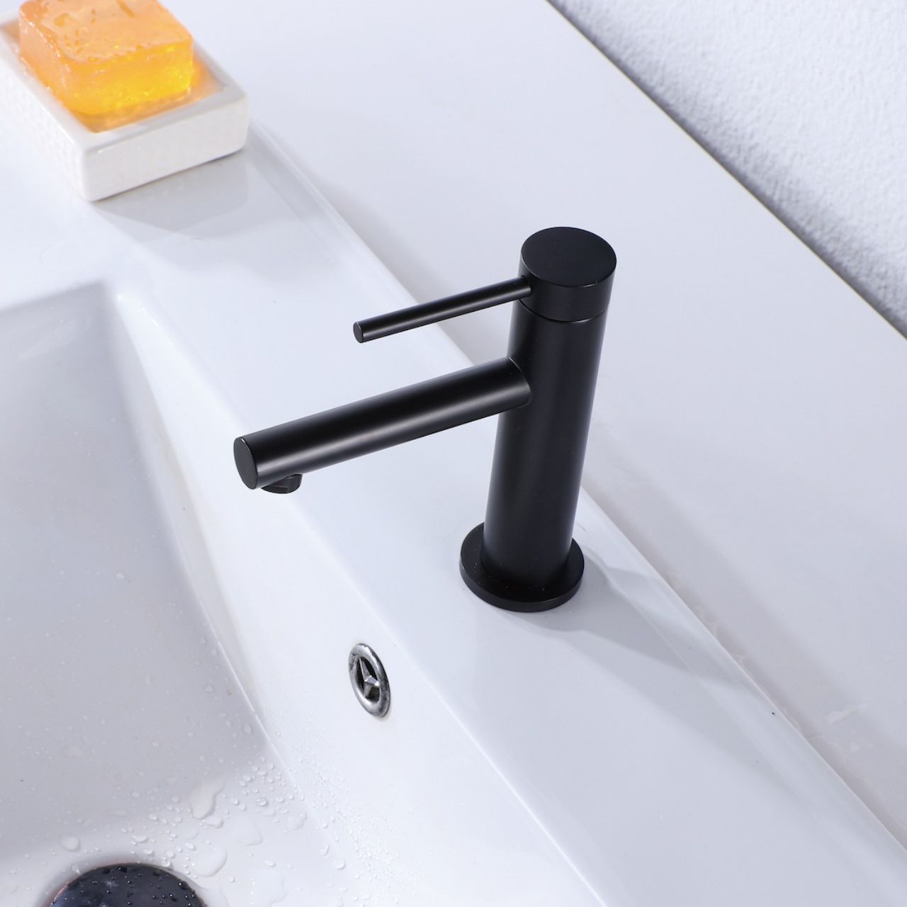 Aqua Legga Single Lever Bathroom Vanity Faucet Black
