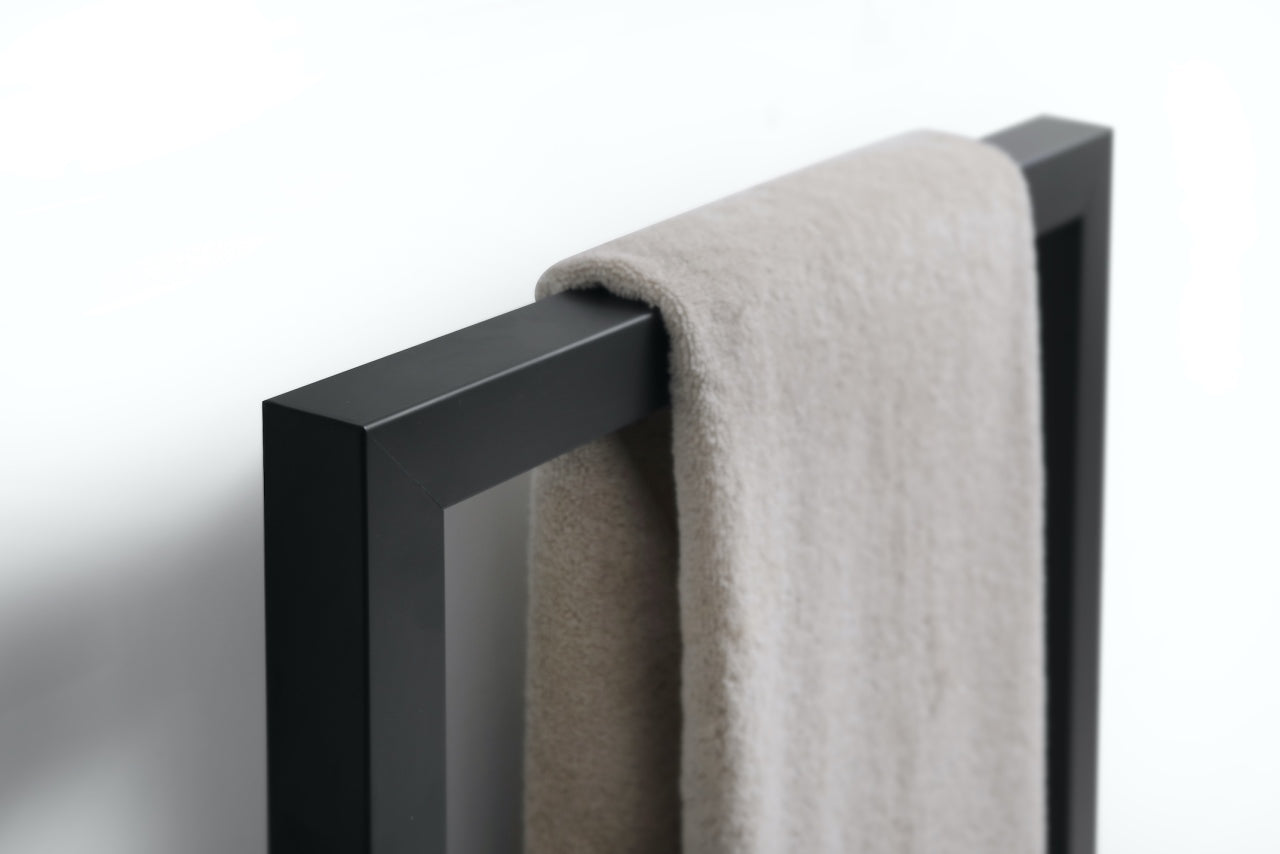 Cisco by KubeBath Free Standing Towel Rack Black