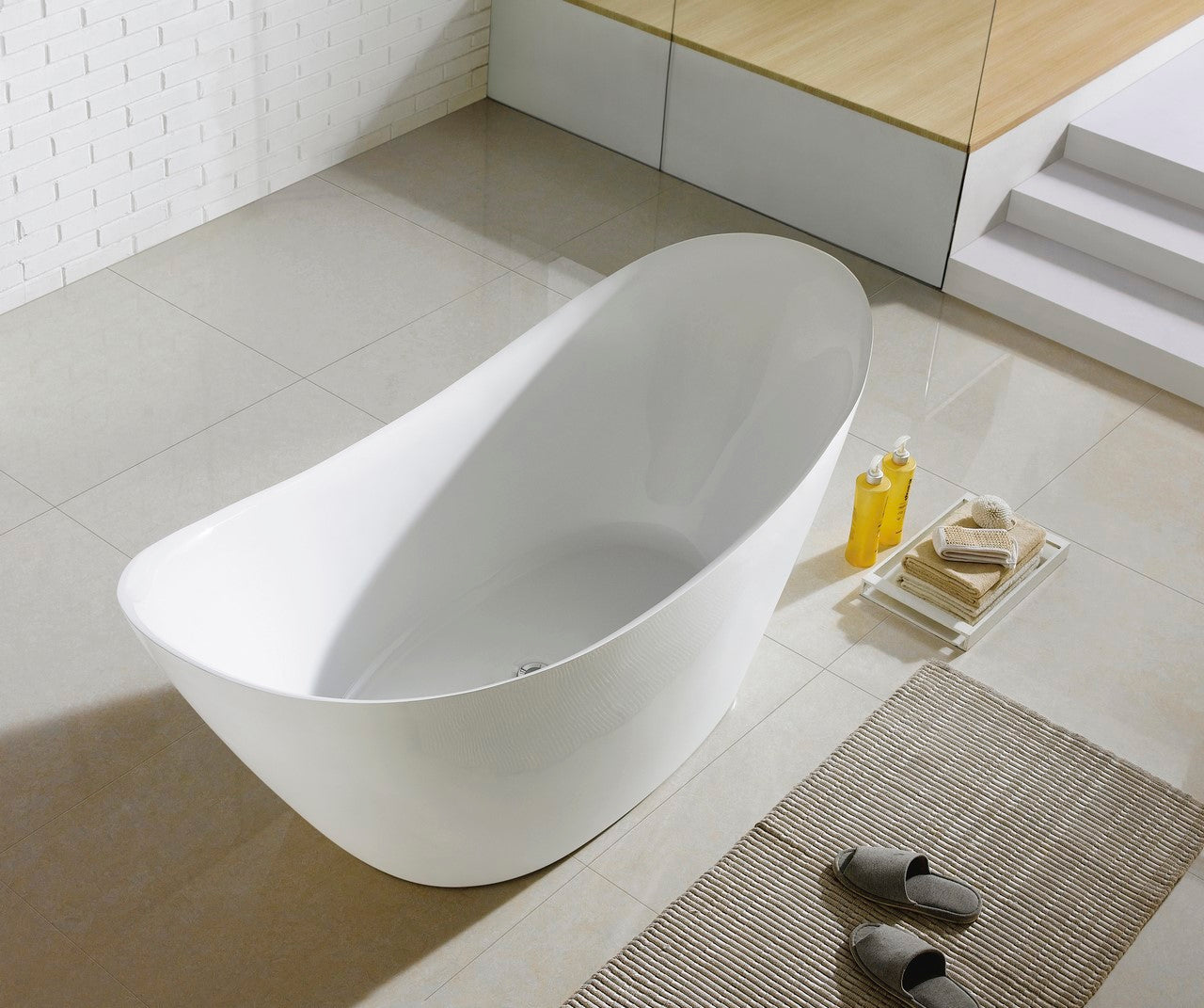 68'' Kube Luna White Free Standing Bathtub - Back Order ETA 9/20