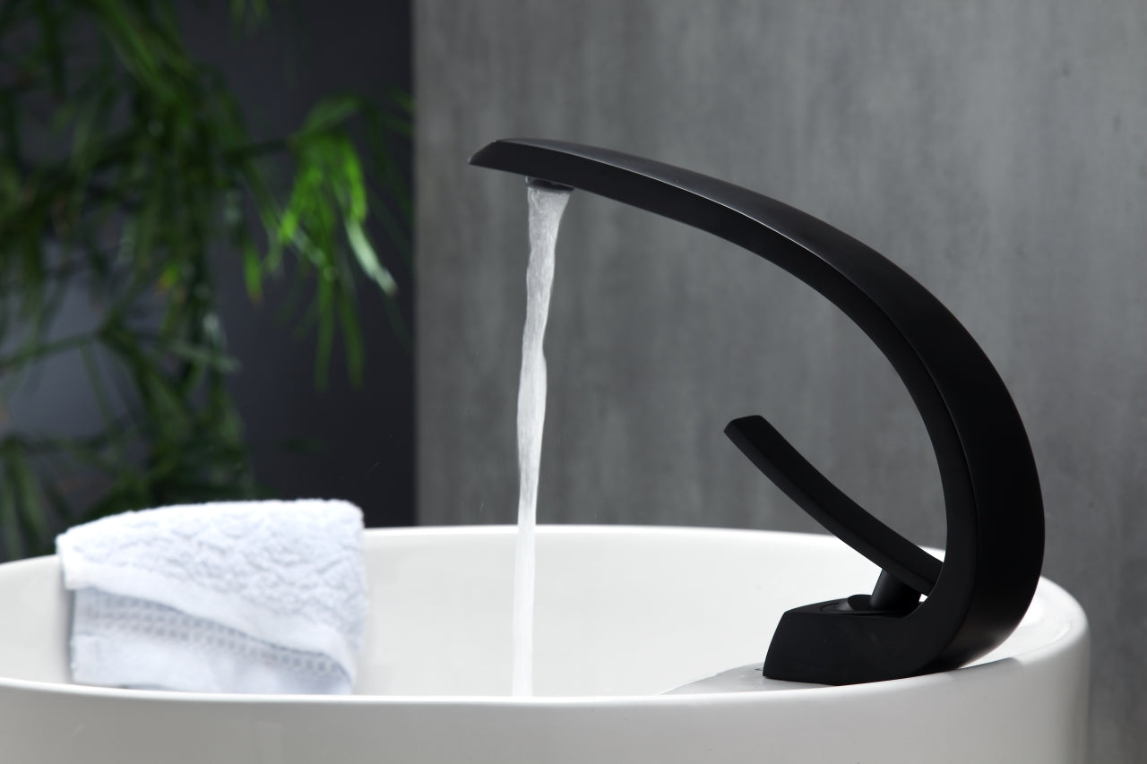 Aqua Arcco Single Lever Wide Spread Bathroom Vanity Faucet Black