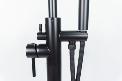 Aqua Ronda Floor Mounted Soker Tub Faucet Black