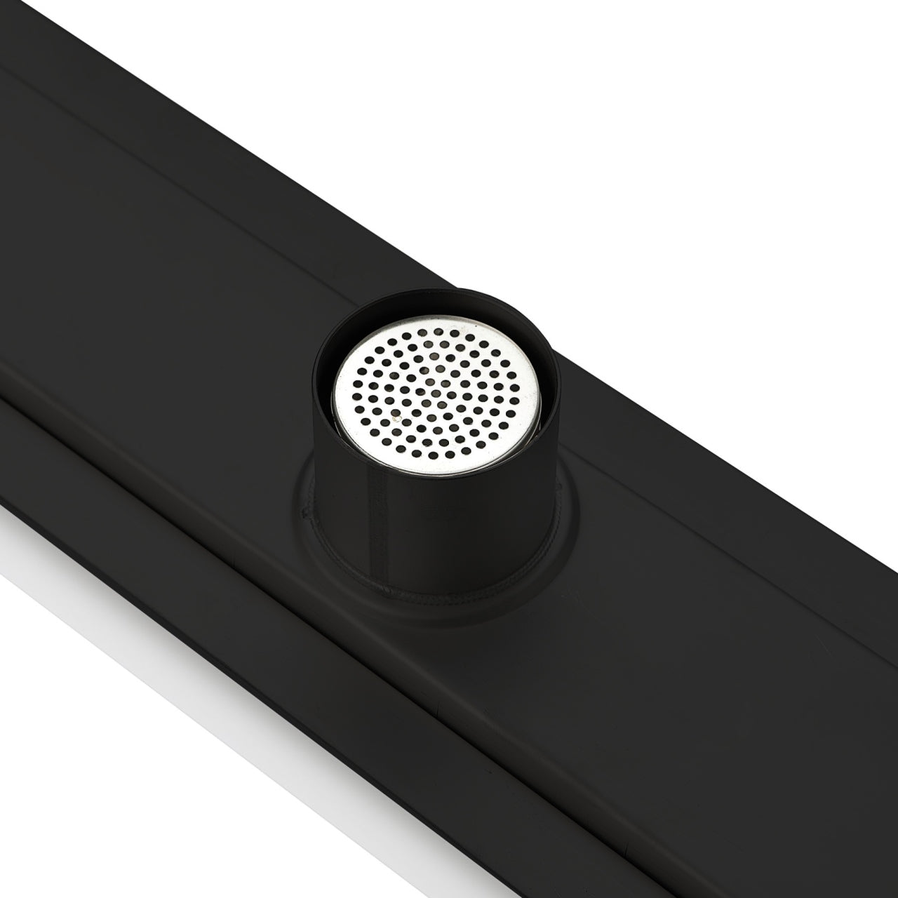 Kube 28″ Black Stainless Steel Pixel Grate Matte Black