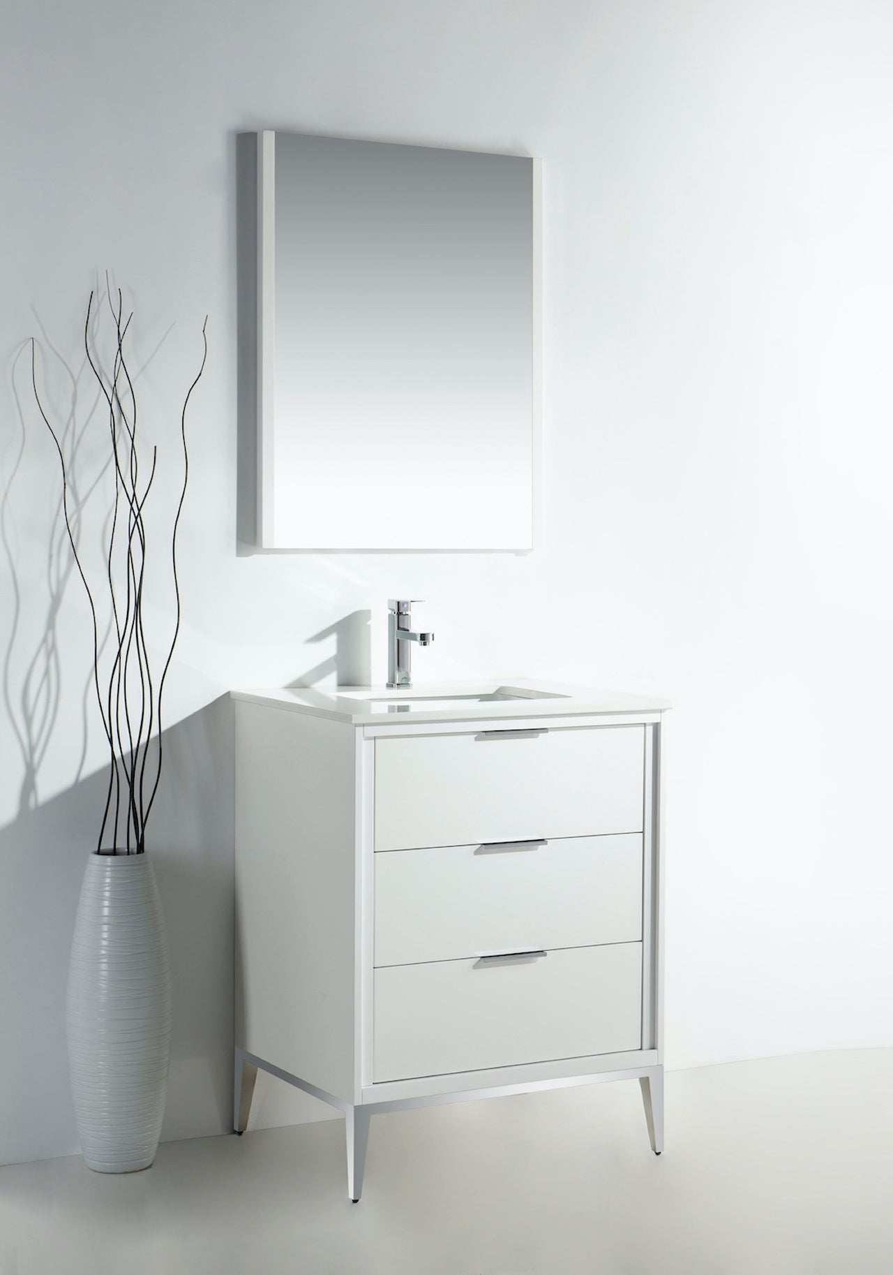 Divani 24'' High Gloss White Vanity W/ Quartz Counter Top