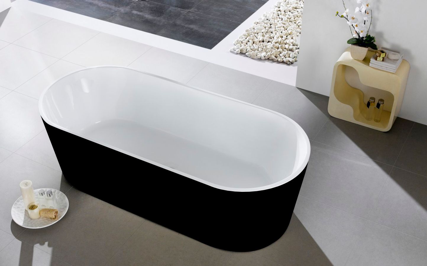 67'' Kube OVALE  Black and White Free Standing Bathtub