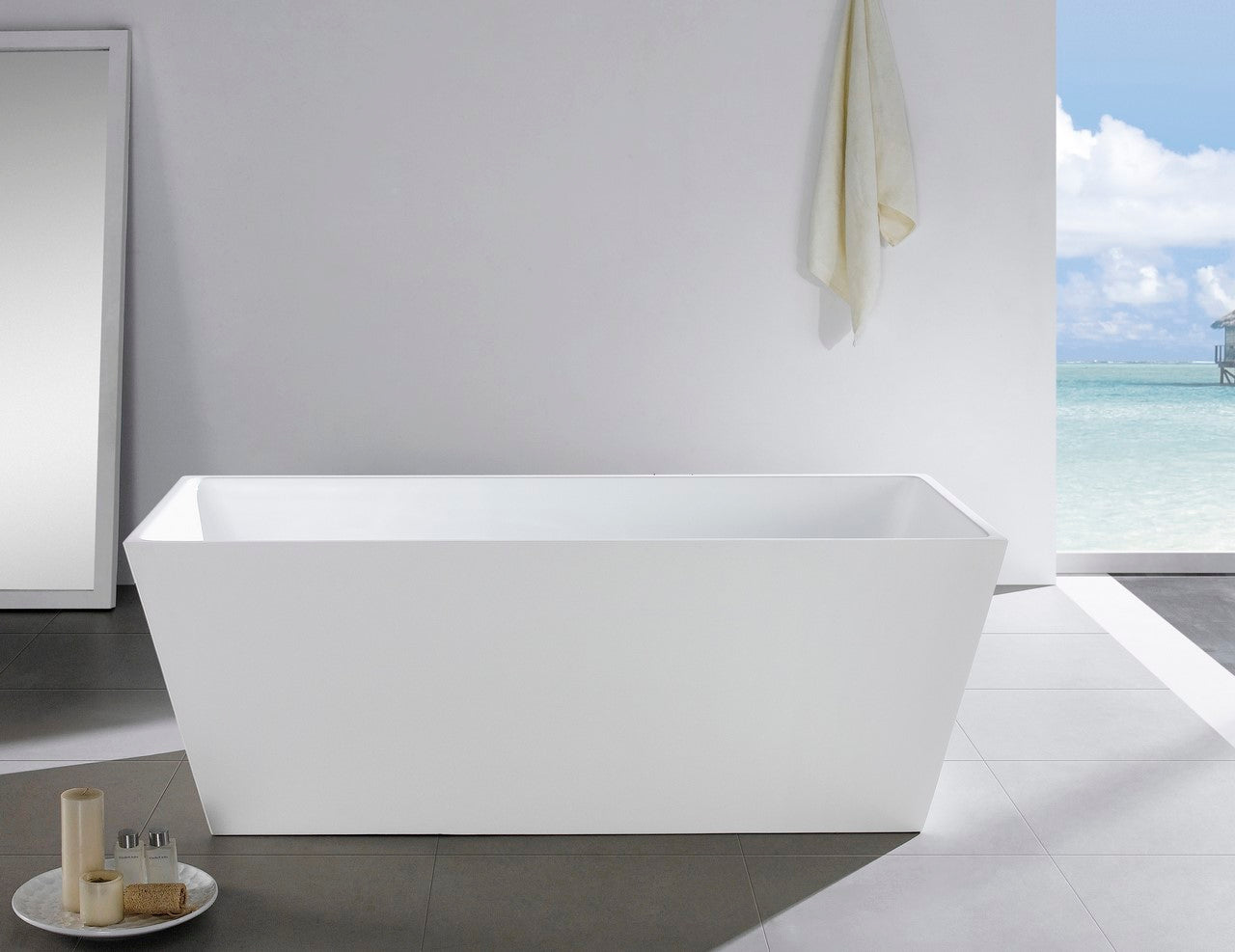 67" Kube SQUADRA Free Standing Bathtub